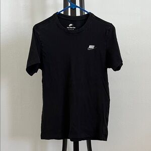 Nike Men's Black Short Sleeve Tee